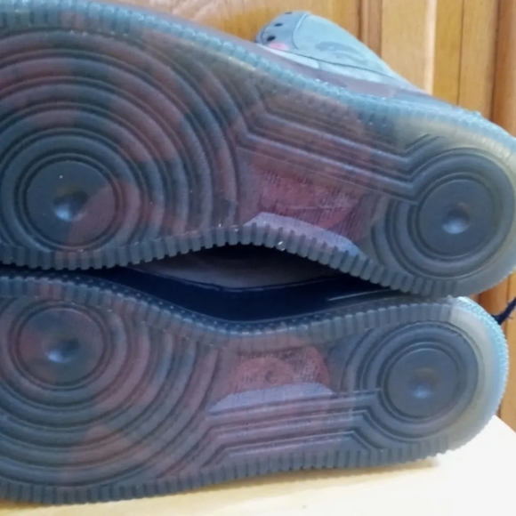 Nike Air Force 1 High Supreme Rasheed Wallace (New Six) SKU# 315096-001 - Picture 6 of 10